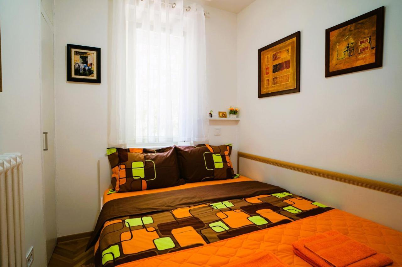 Golden Place Beograd Bagian luar foto