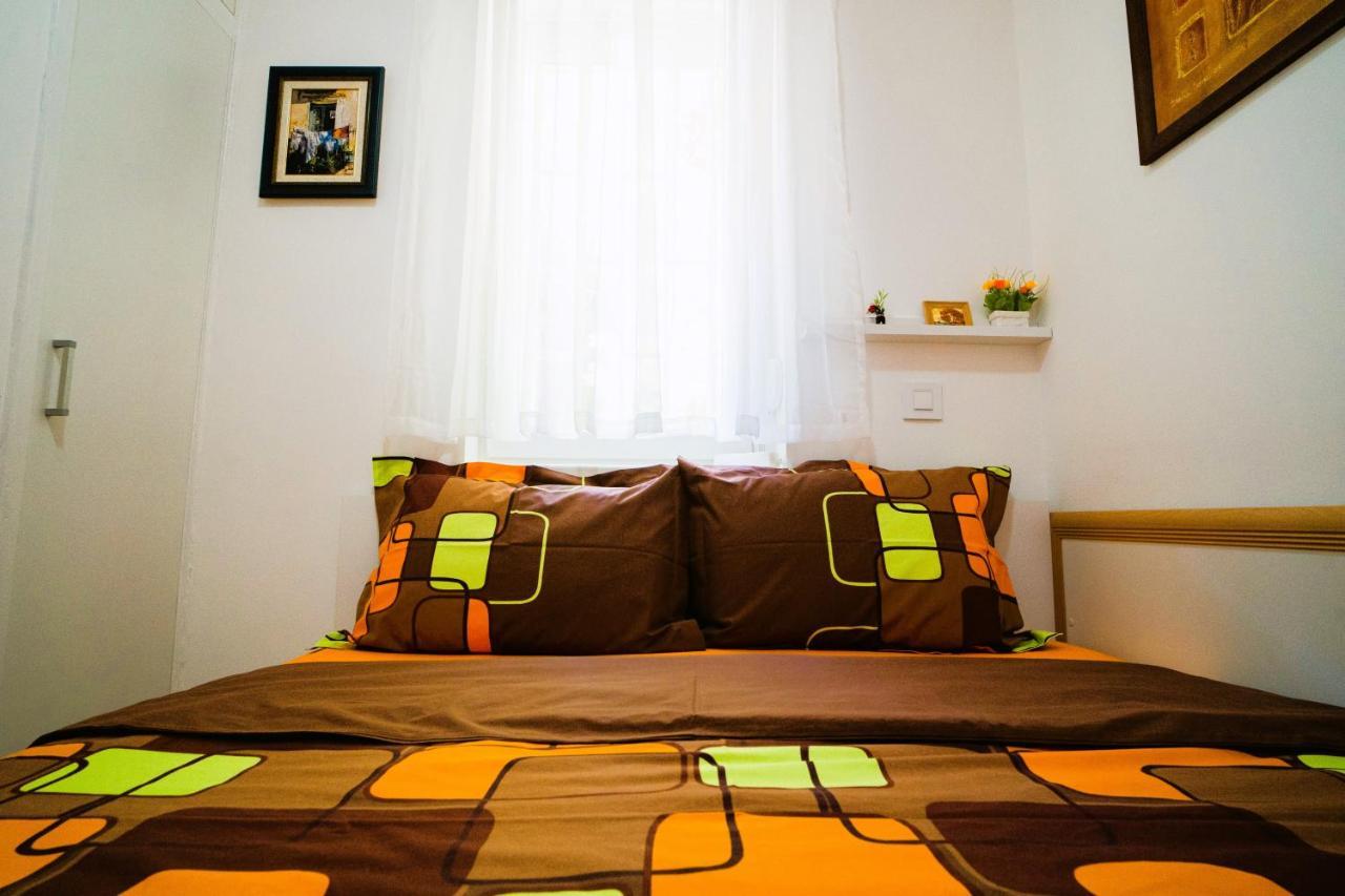 Golden Place Beograd Bagian luar foto